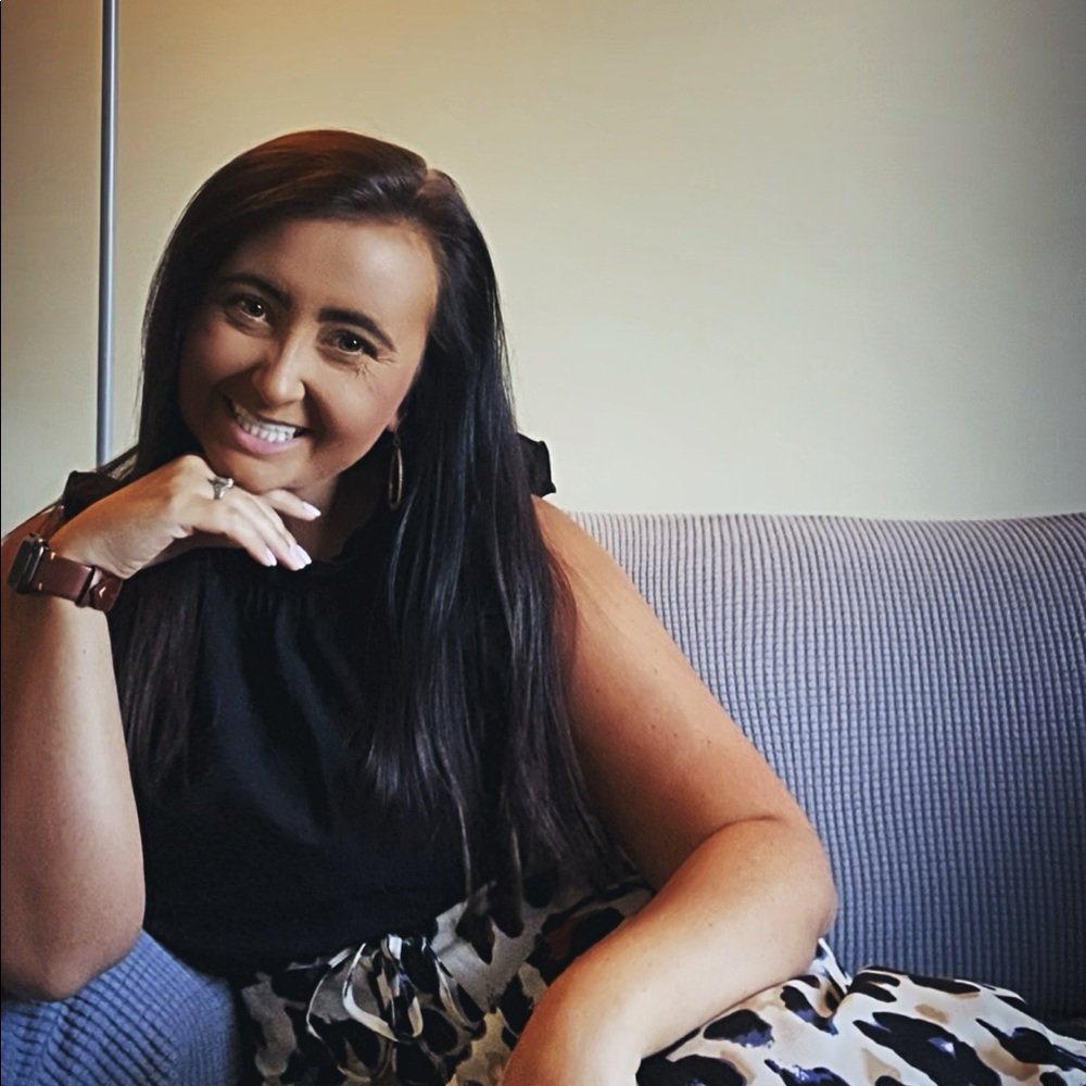 Meet Your Posher, Stephanie